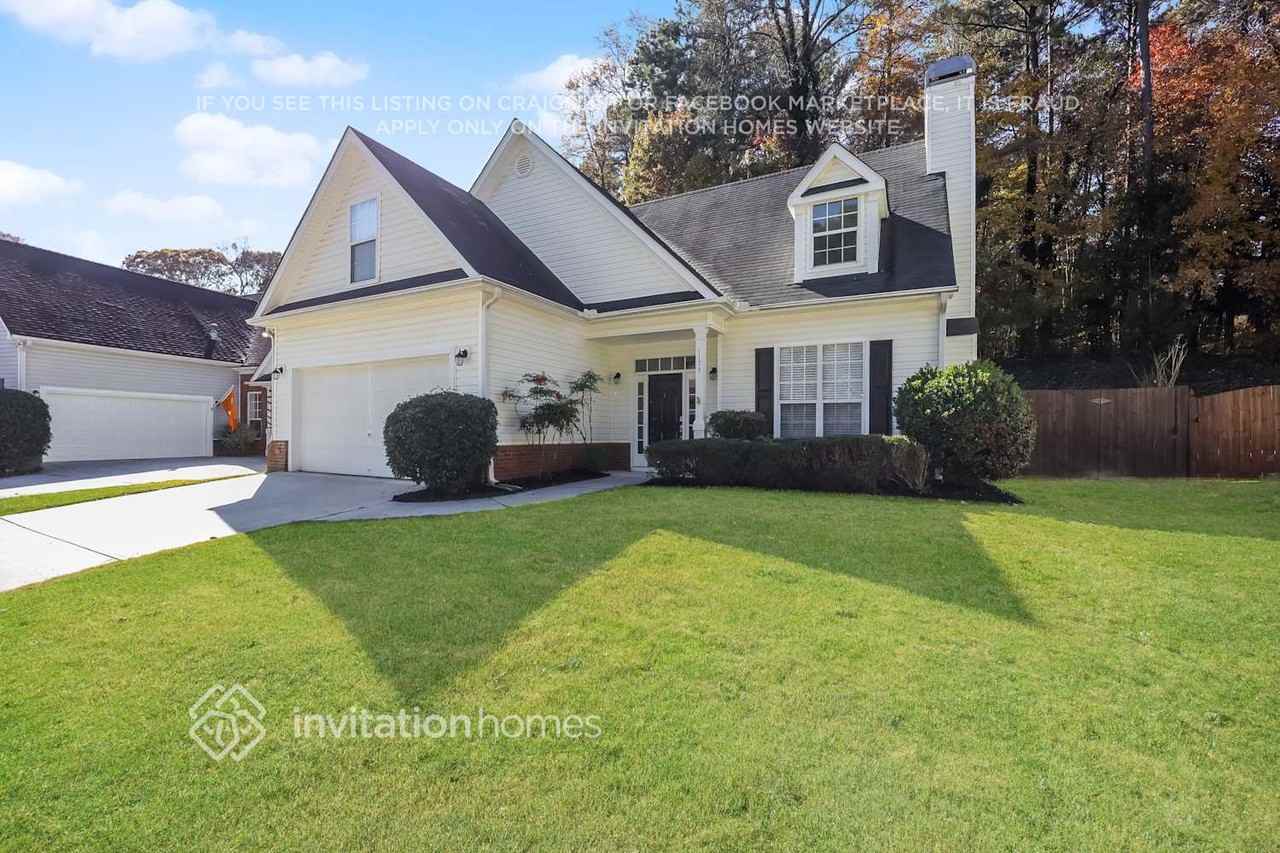 1173 Rhyne Chase Se - Photo 2 of 16