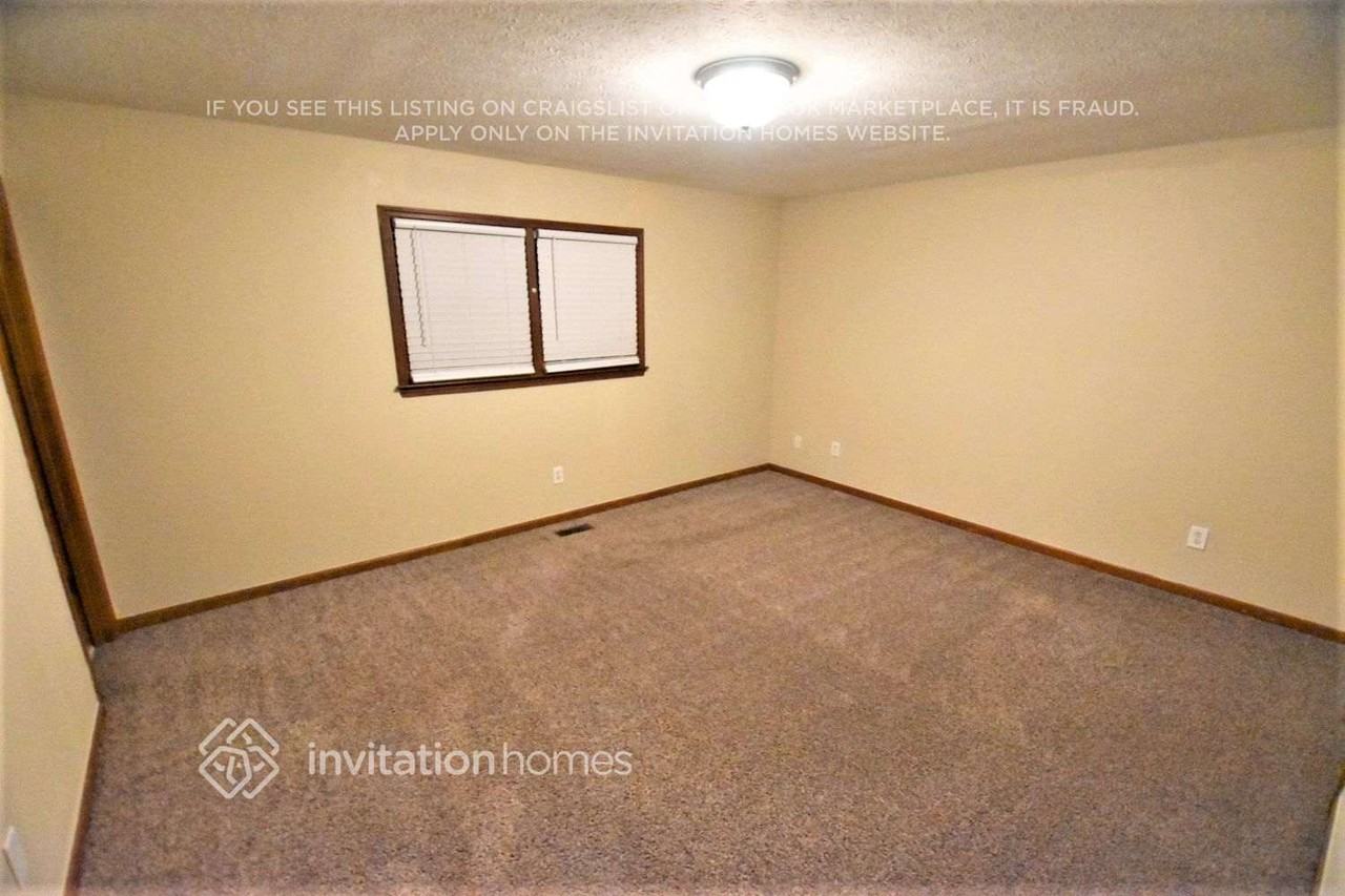 3701 Carolyn Farm Rd - Photo 6 of 9