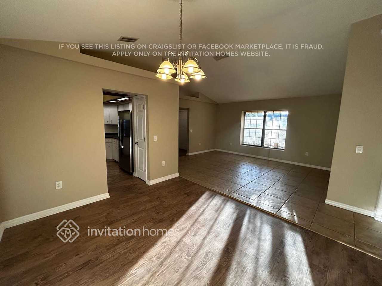 7202 Hileman Dr E - Photo 6 of 20
