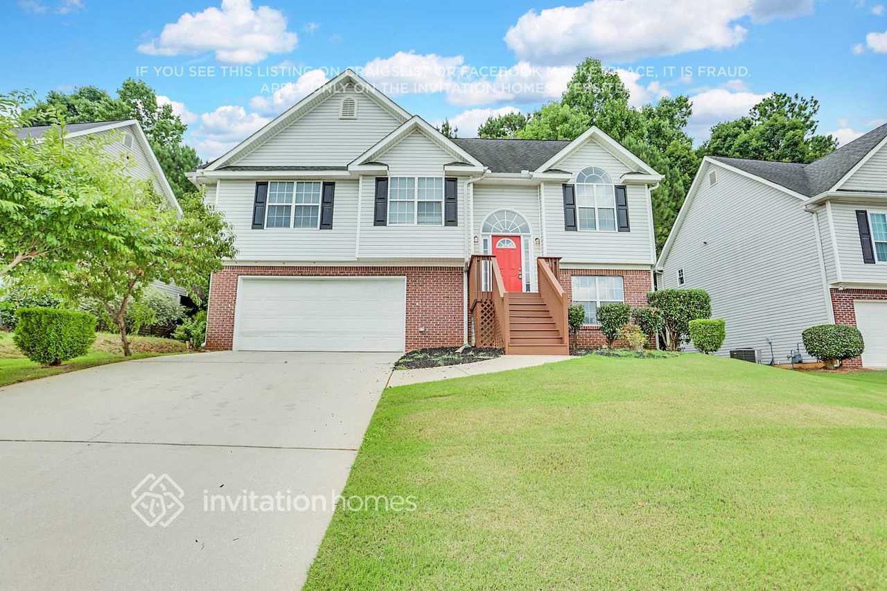 430 Gresham Dr - Photo 2 of 27