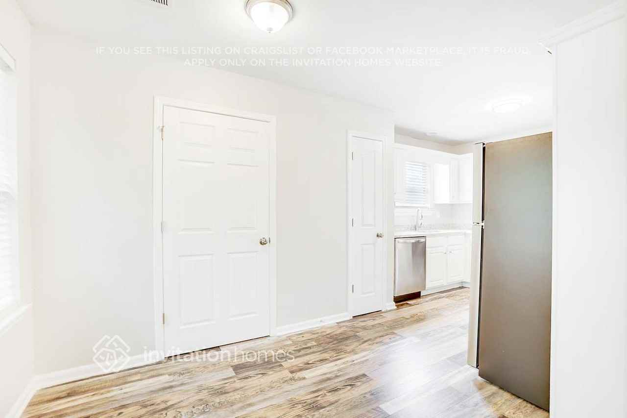 430 Gresham Dr - Photo 6 of 27