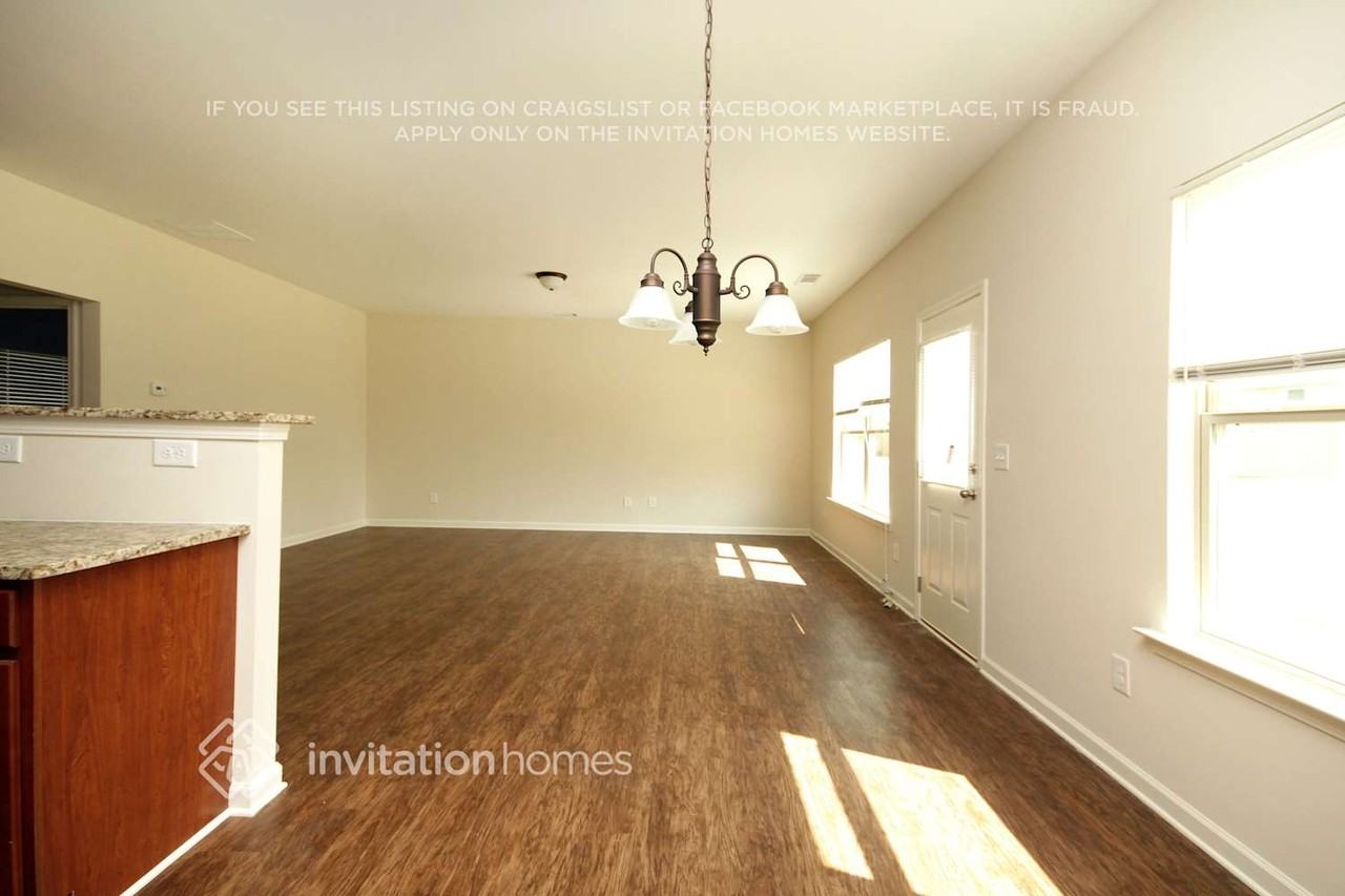 4325 Ewing Farm Ct - Photo 7 of 17