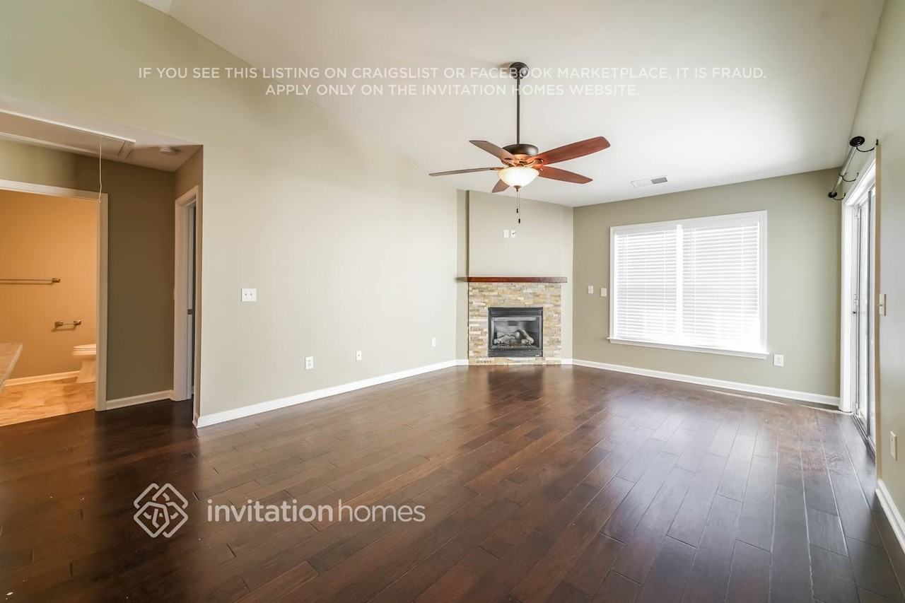 351 Springs Xing - Photo 3 of 15