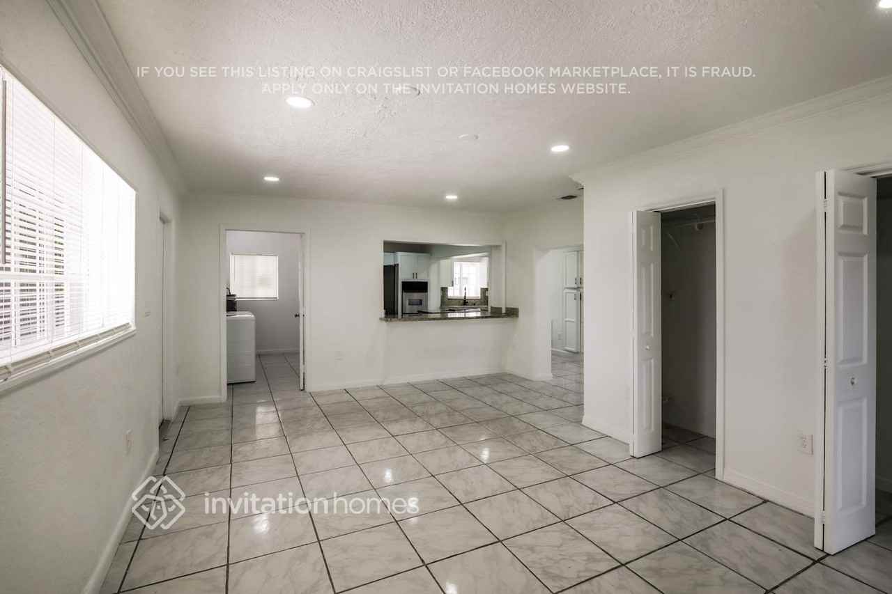 14544 Sw 105th Ct - Photo 6 of 17