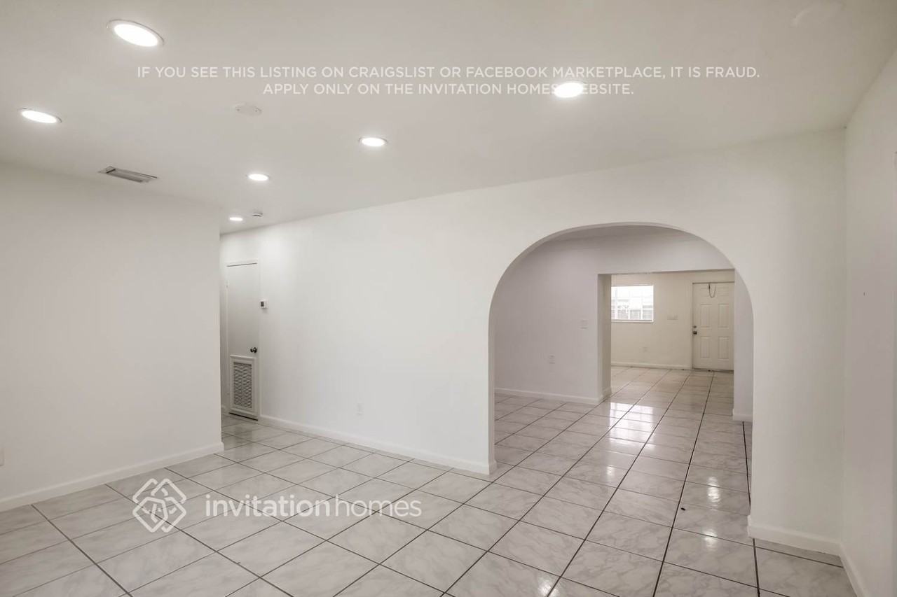 14544 Sw 105th Ct - Photo 5 of 17