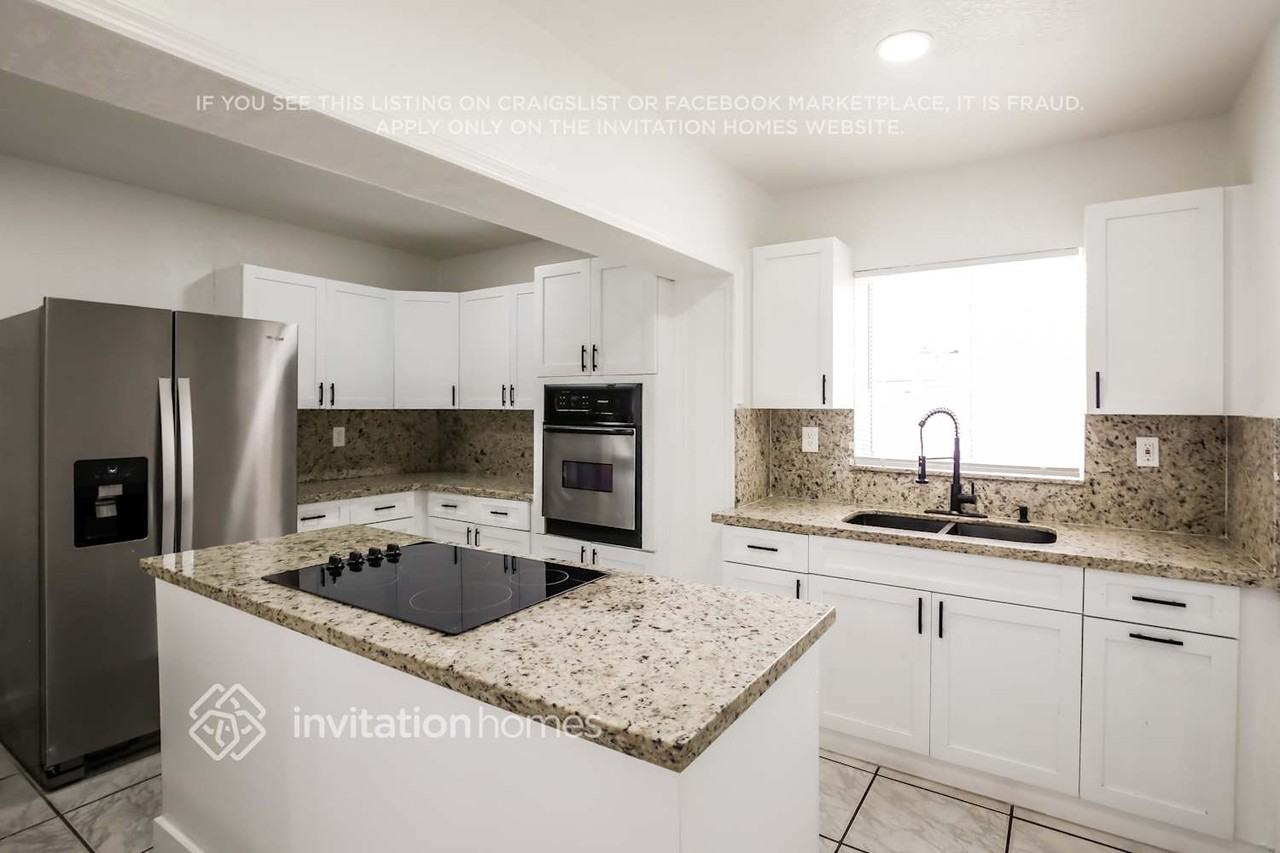 14544 Sw 105th Ct - Photo 7 of 17