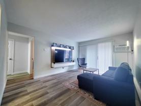 Newly Renovated 1 & 2 Bedroom Apartments in Canton, OH - Photo 1 of 1