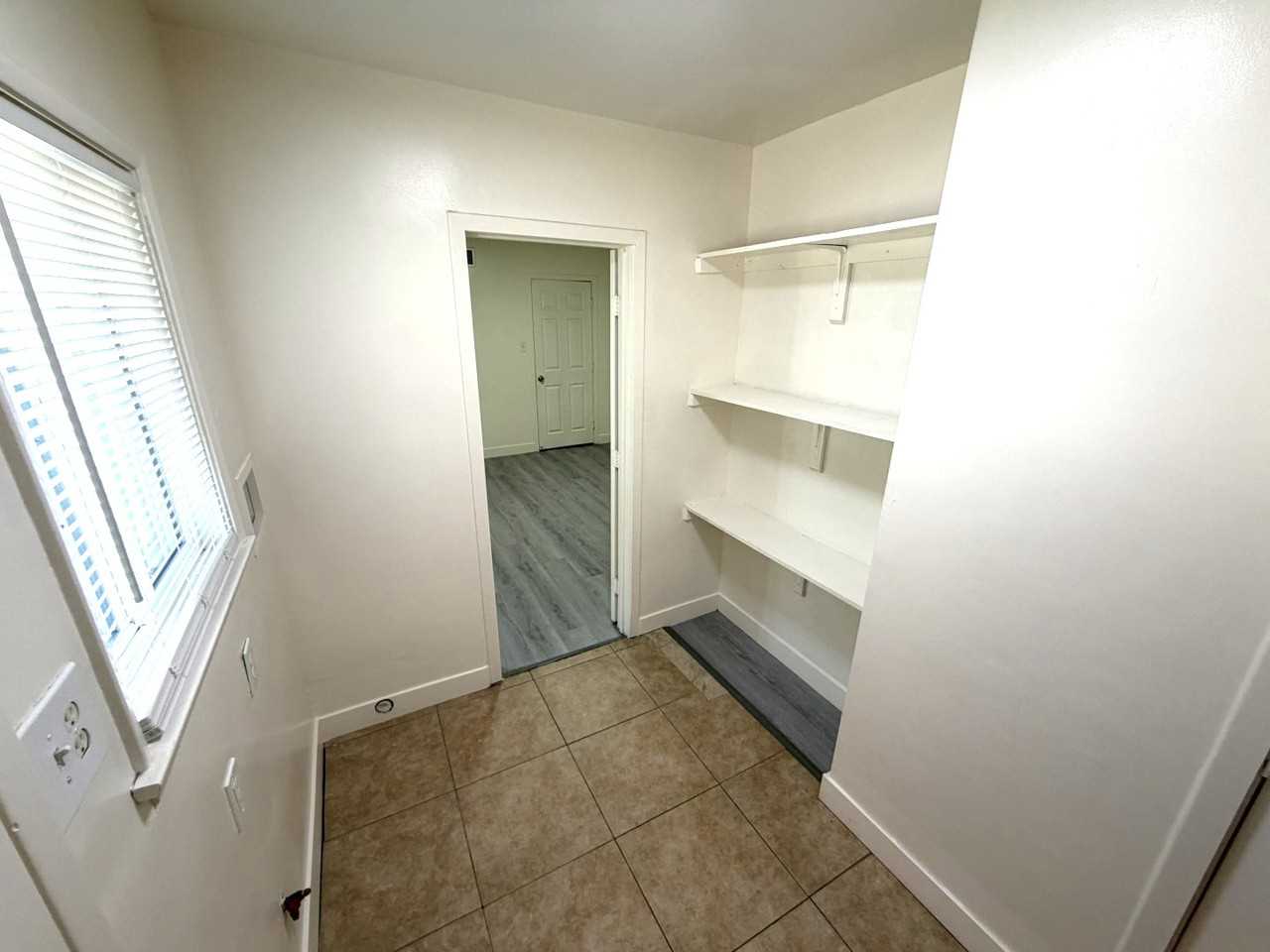 3552 North Alameda Avenue - Photo 6 of 23