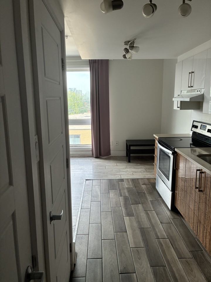 3405 Av Benny — photo 1
