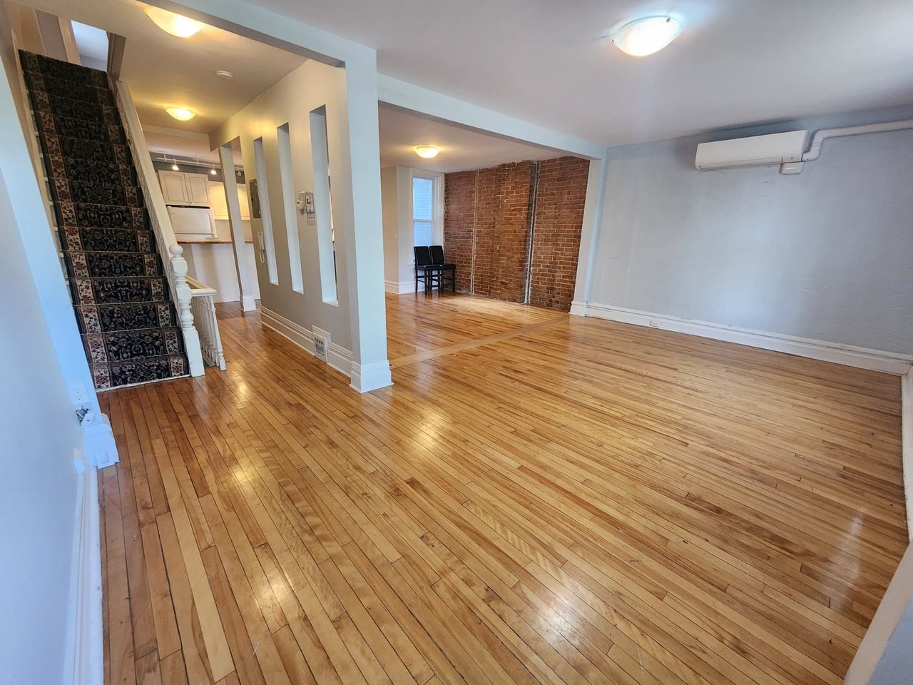 389 Daly Avenue - Photo 7 of 21