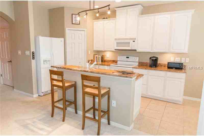 3773 Parkridge Cir #4-105 - Photo 5 of 13