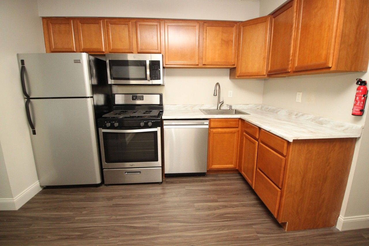 444 Orchard AvenueApt. 2 #2 - Photo 4 of 12