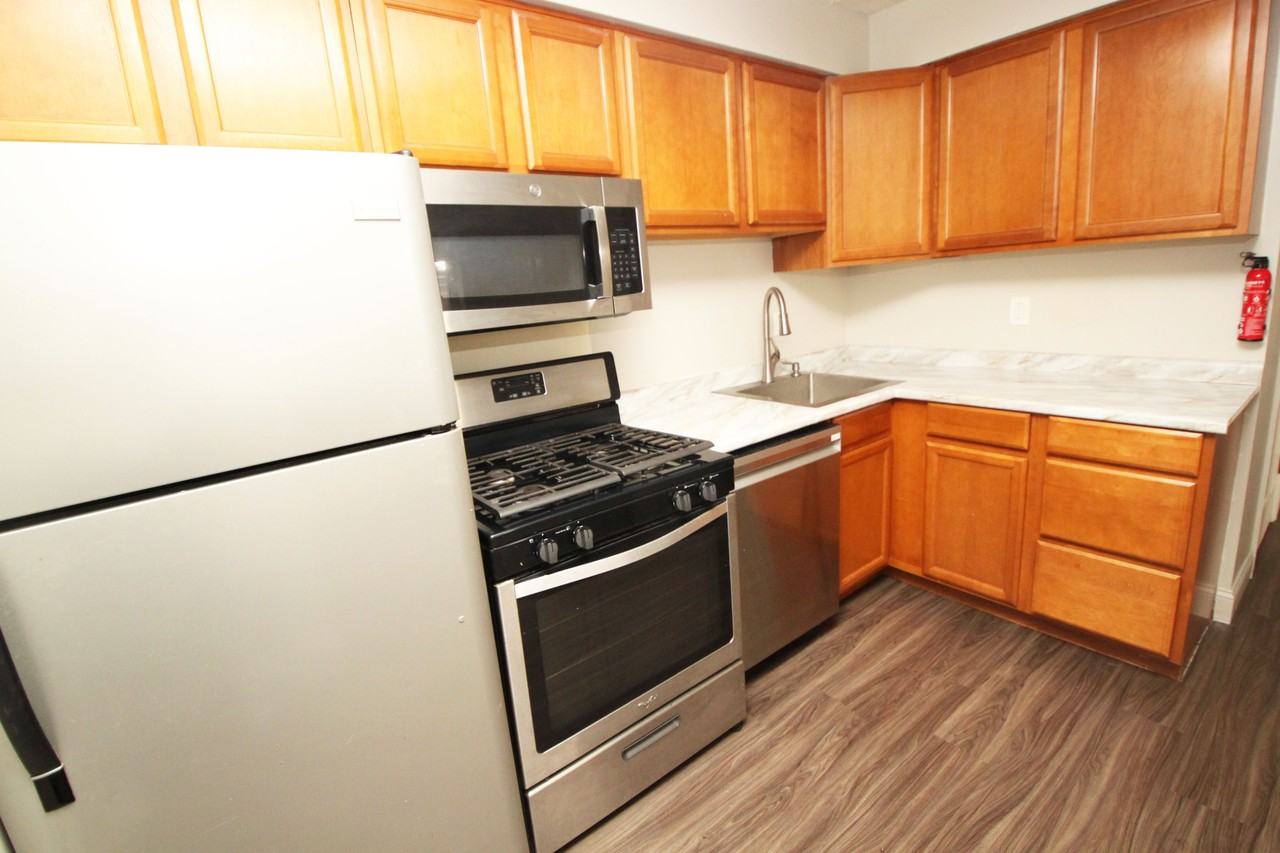 444 Orchard AvenueApt. 2 #2 - Photo 5 of 12
