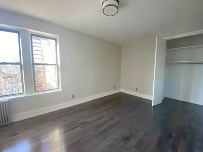 1715 Lincoln Place #1 - Photo 3 of 5