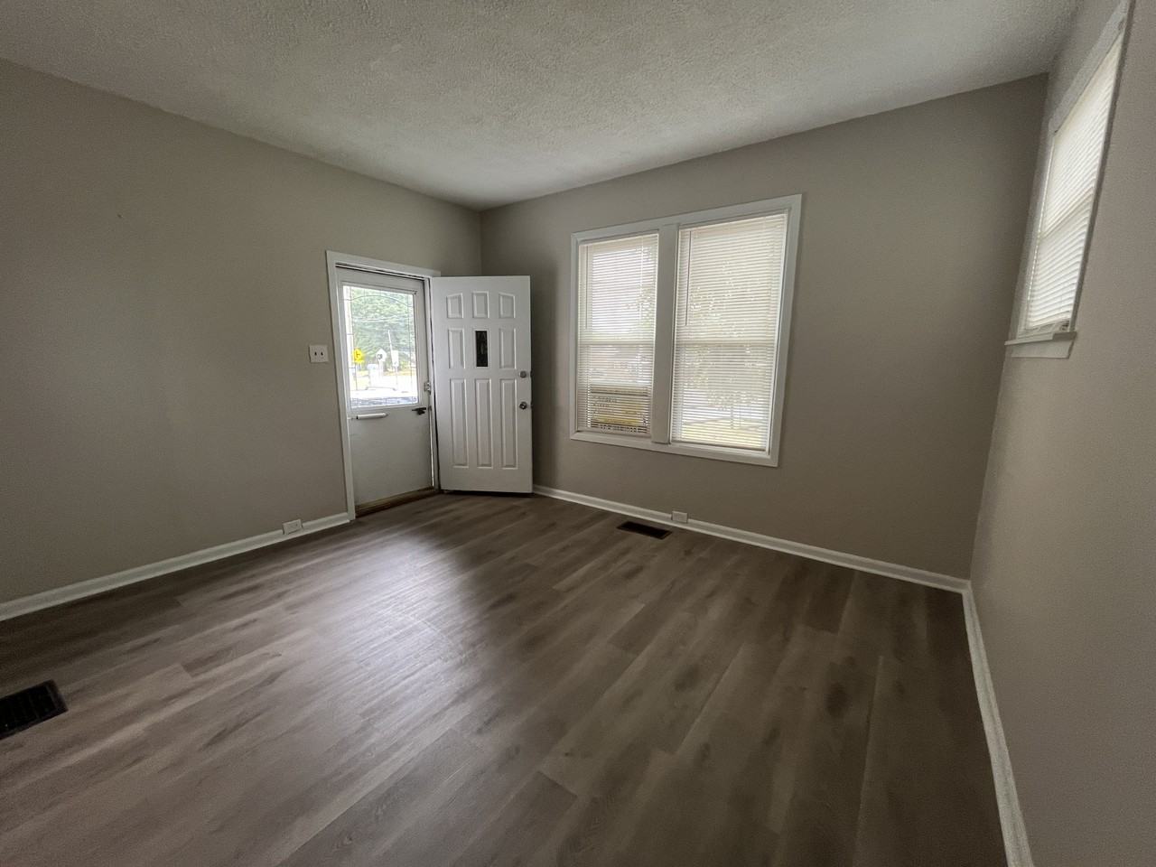 5722 Bridgetown Rd #1 - Photo 2 of 18