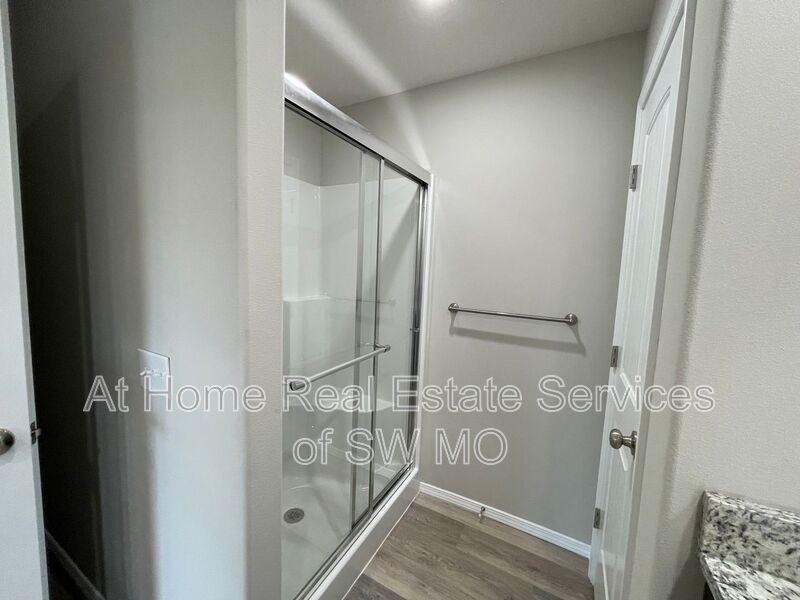 2116 N 21st St - Photo 7 of 7