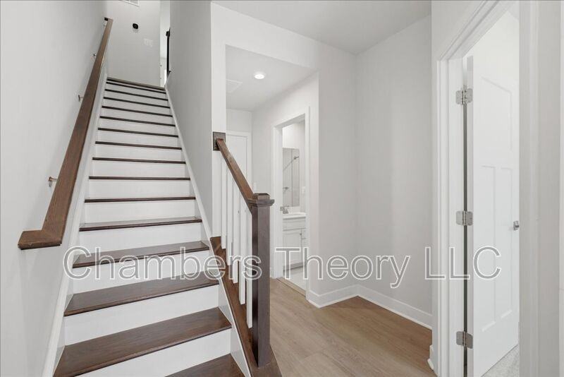 4322 Ellipse Ter - Photo 4 of 50