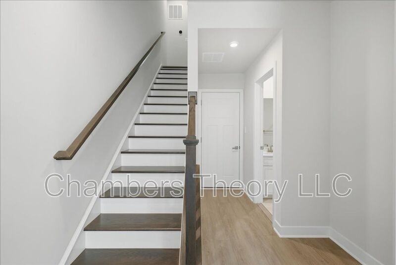4322 Ellipse Ter - Photo 5 of 50