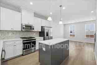 4322 Ellipse Ter - Photo 1 of 1