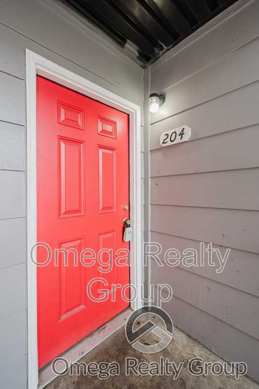 1744 13th Ct S #204 - Photo 3 of 19