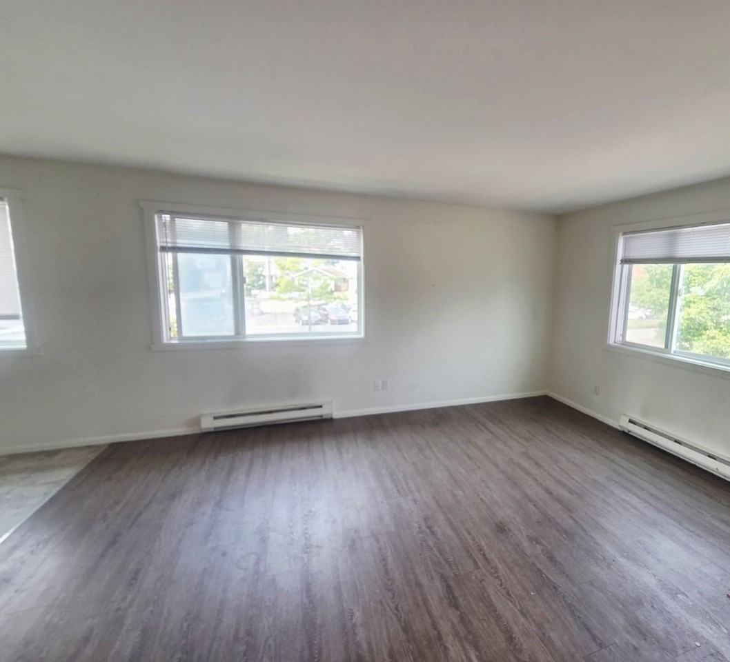 Rail Apartments - Photo 4 of 22