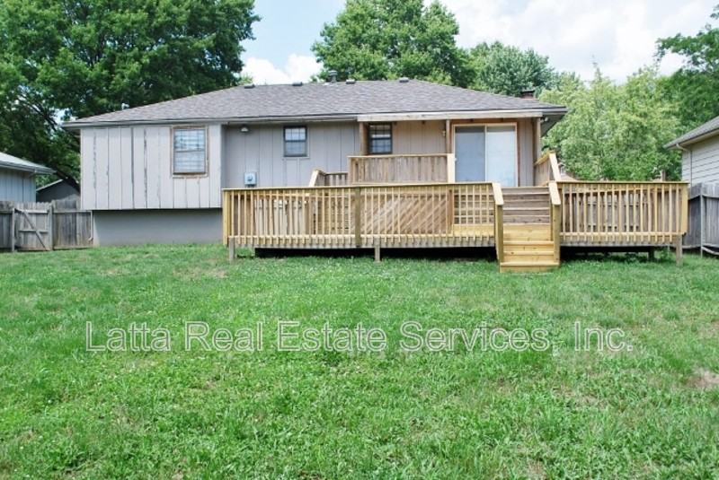 2916 Sw Jackson St - Photo 2 of 16