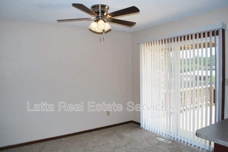 2916 Sw Jackson St - Photo 5 of 16