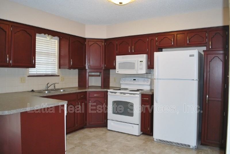 2916 Sw Jackson St - Photo 6 of 16