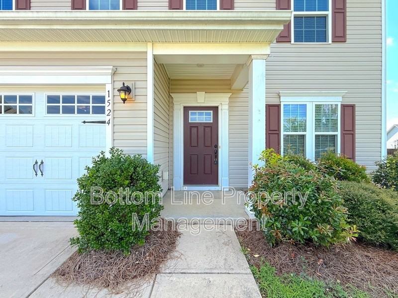 1524 Bailiff Ct Sw - Photo 2 of 25