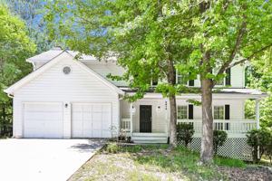 featured image of 2915 Emerson Lake Dr