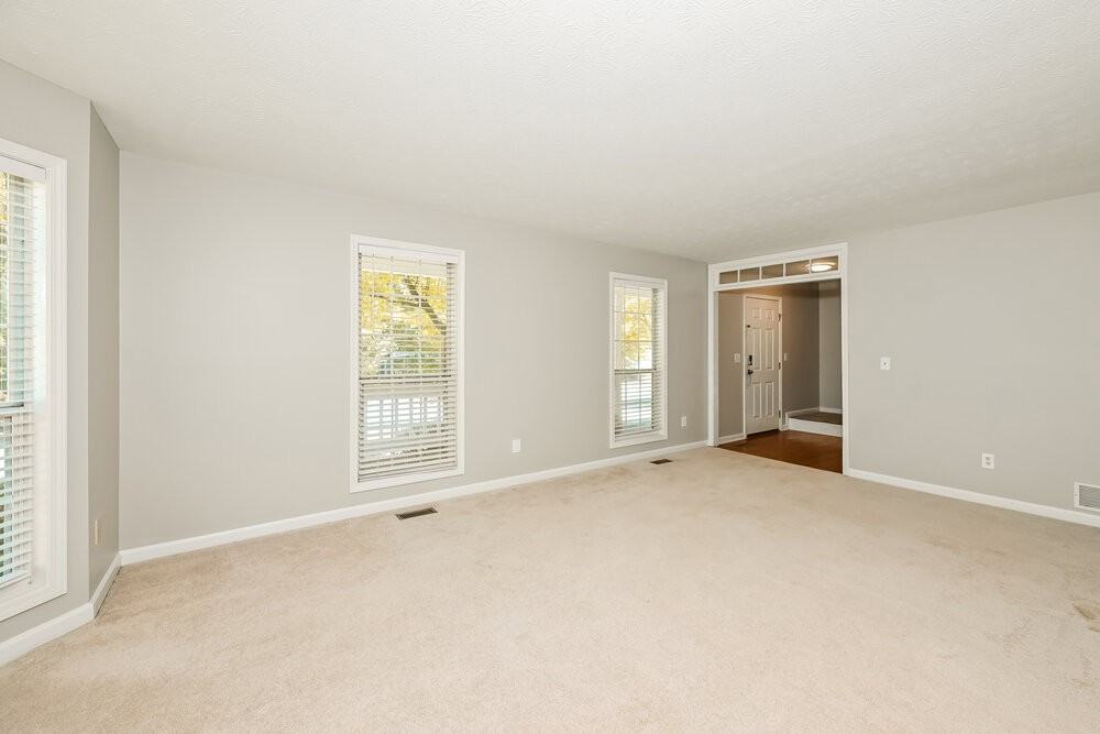 2915 Emerson Lake Dr - Photo 5 of 23