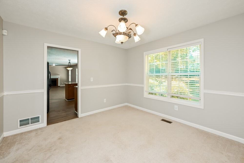 2915 Emerson Lake Dr - Photo 6 of 23