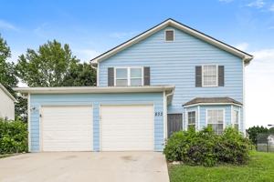 featured image of 833 Rock Shoals Ct