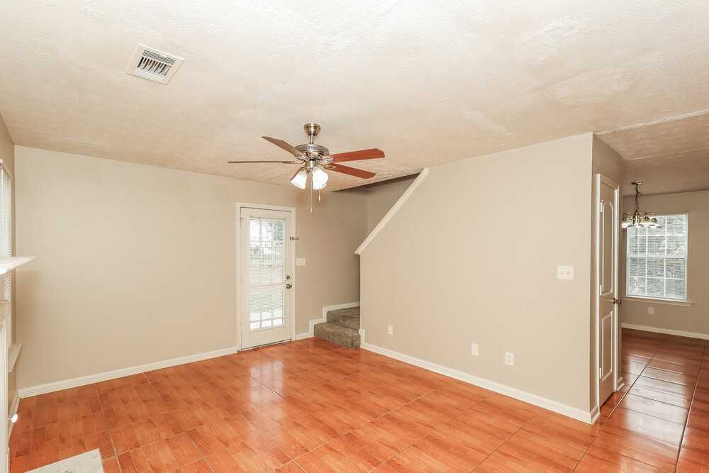 833 Rock Shoals Ct - Photo 6 of 17