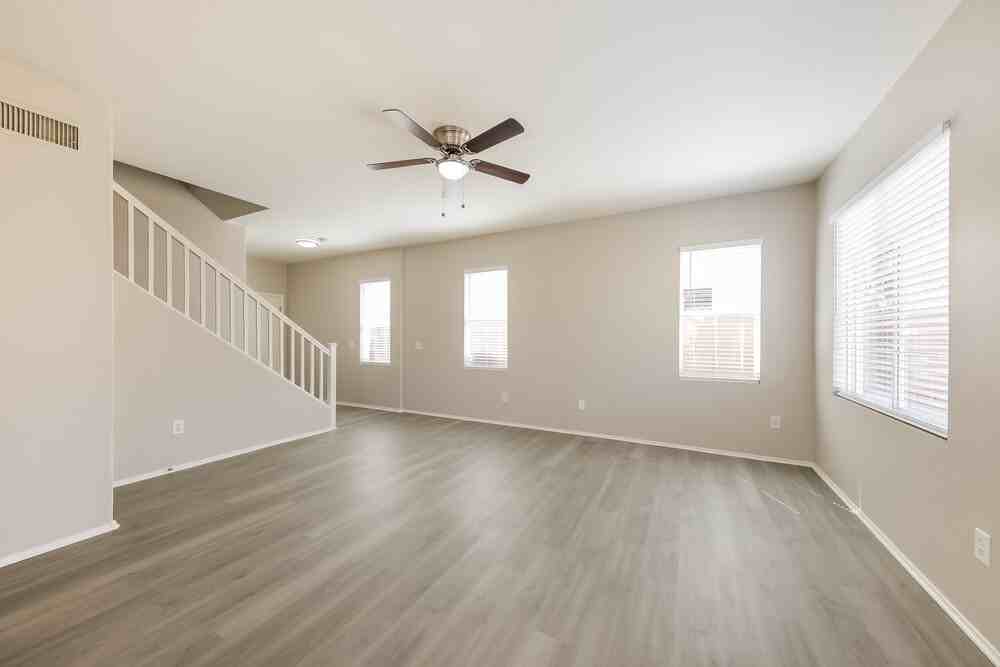 34928 N 31st Ave - Photo 5 of 18