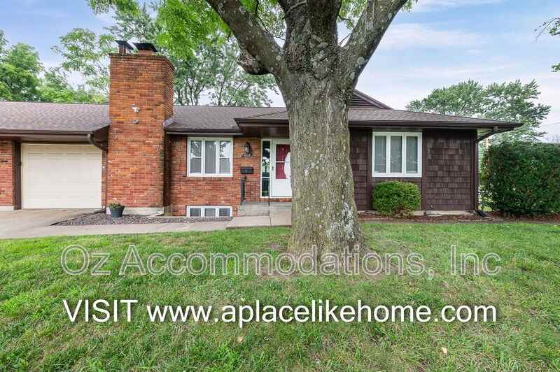 608 E 78th St - Photo 2 of 39