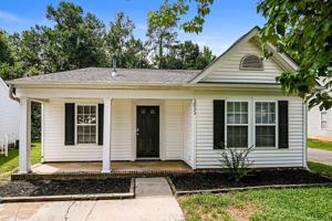 featured image of 3033 Kansas City Dr