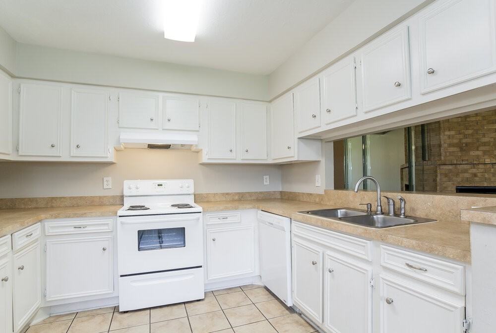 2707 Skelton Dr - Photo 6 of 15