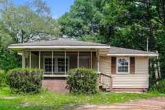 1116 Hayes Rd - Photo 1 of 1