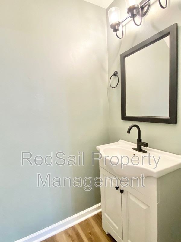 100 Zinfandel Rd - Photo 4 of 23