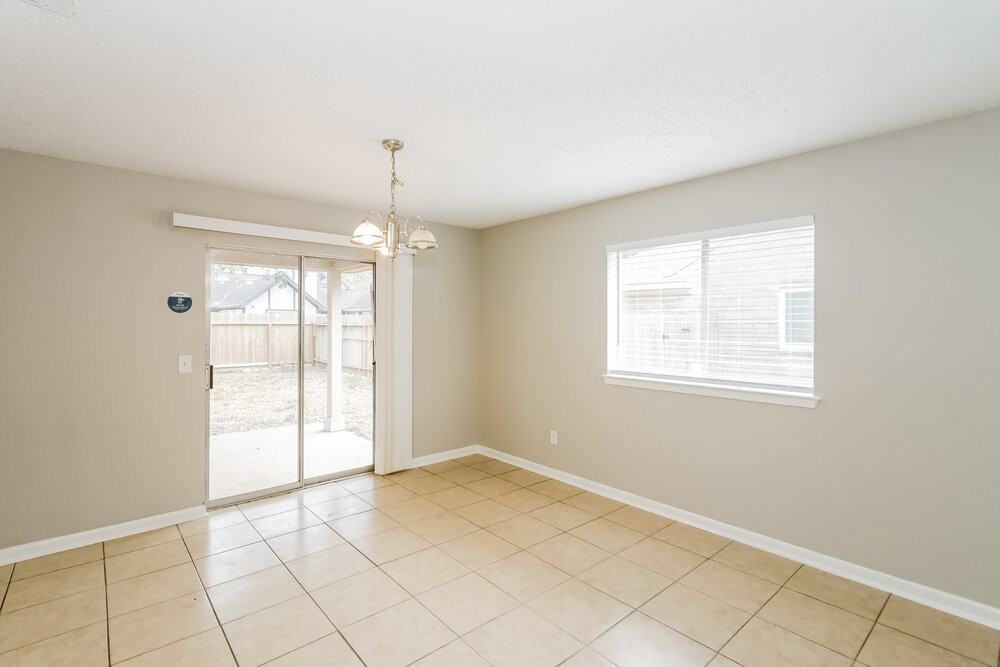 19523 Elmtree Estates Dr - Photo 6 of 16