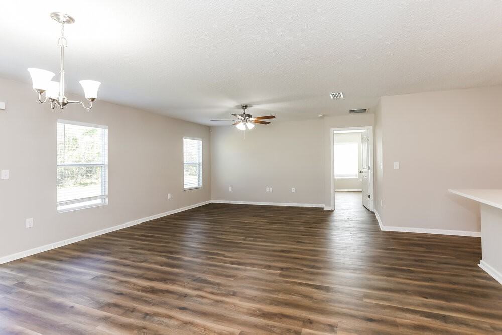 8769 Oxfordshire Ave E - Photo 5 of 16