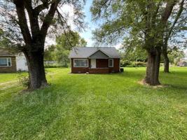 featured image of 611 N Waldemere Ave