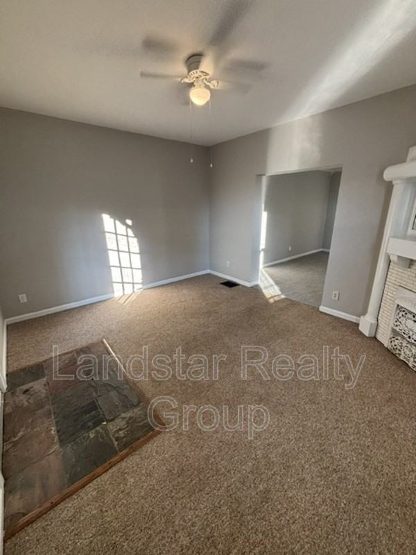 2127 Grinstead Dr #1 - Photo 6 of 36
