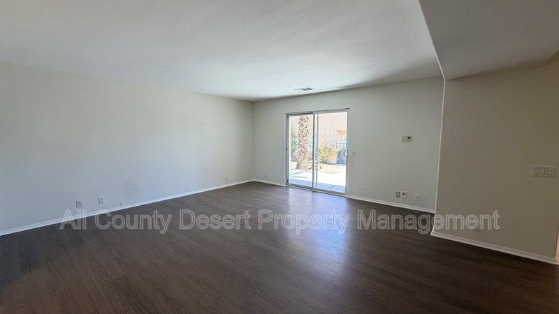 45374 Sunset Ln - Photo 7 of 29