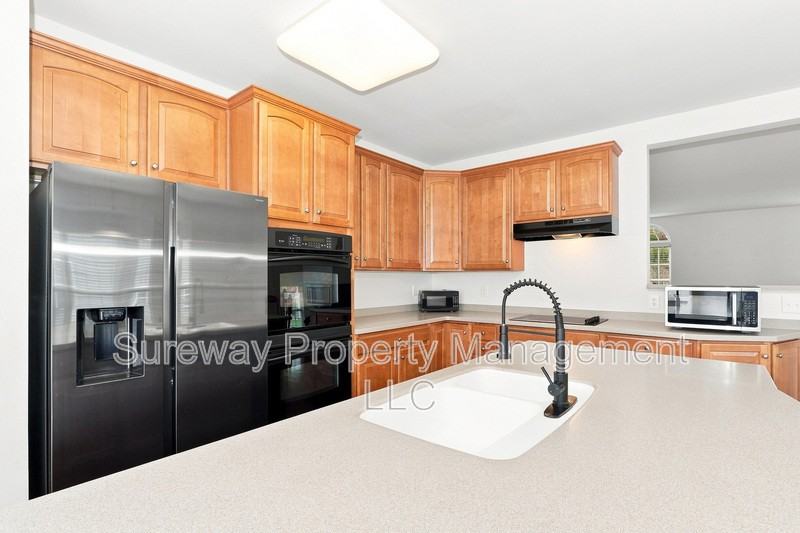 7 Swan Ct - Photo 6 of 20