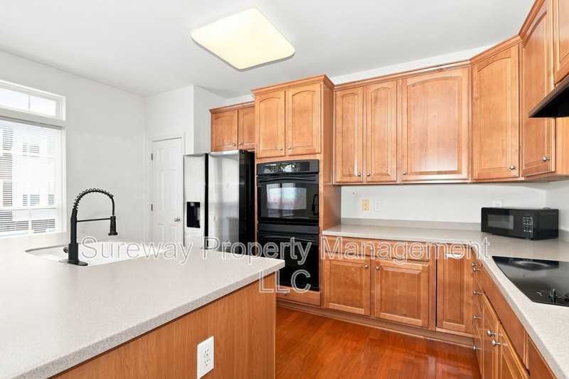 7 Swan Ct - Photo 7 of 20