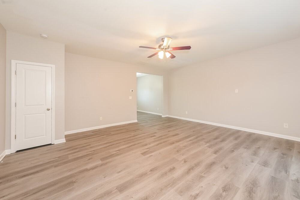 643 Nonsuch Way - Photo 5 of 18