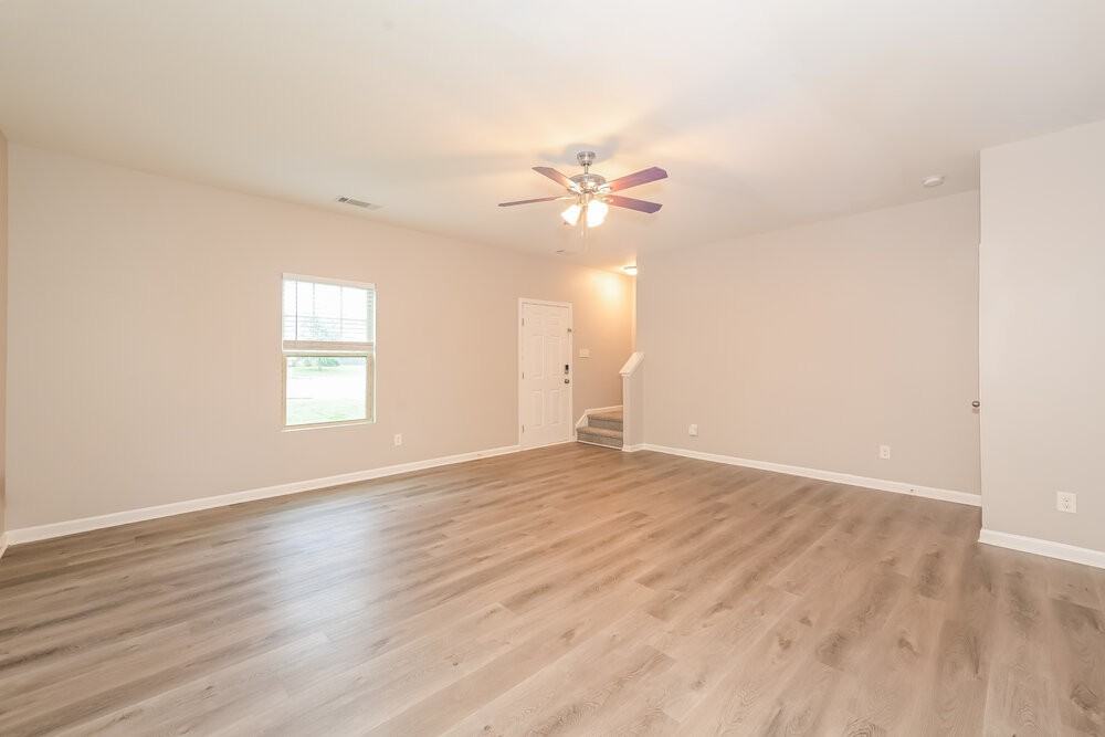 643 Nonsuch Way - Photo 6 of 18