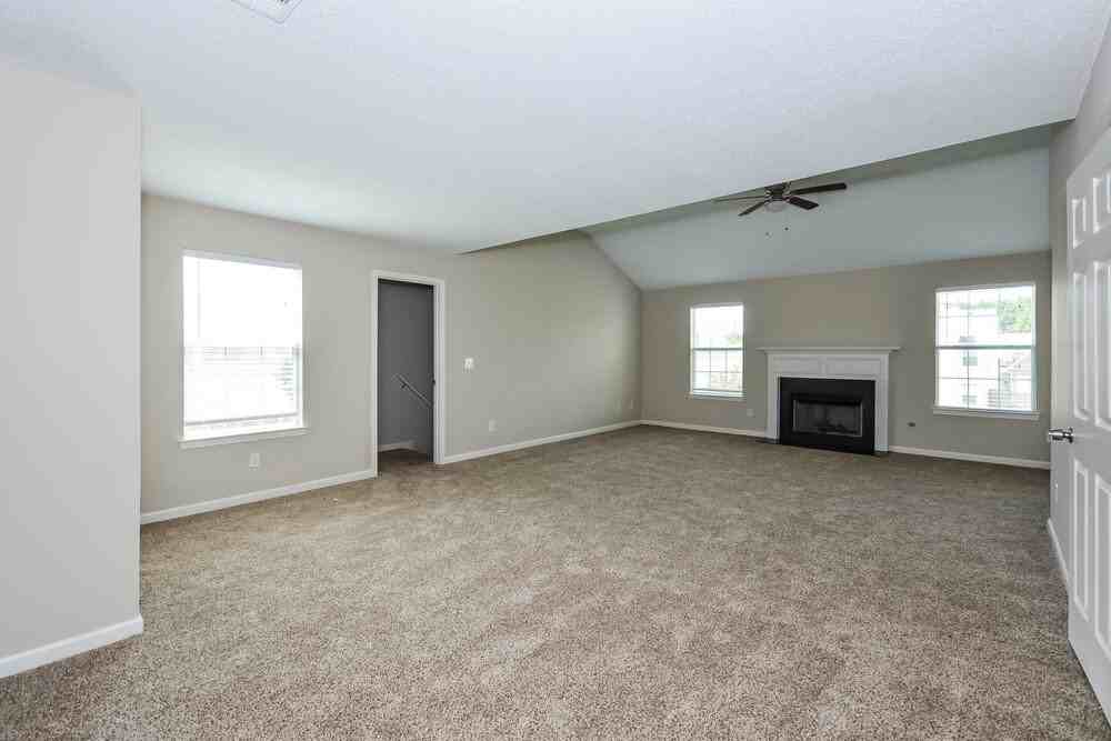 255 Hillside Oak Ln - Photo 5 of 18
